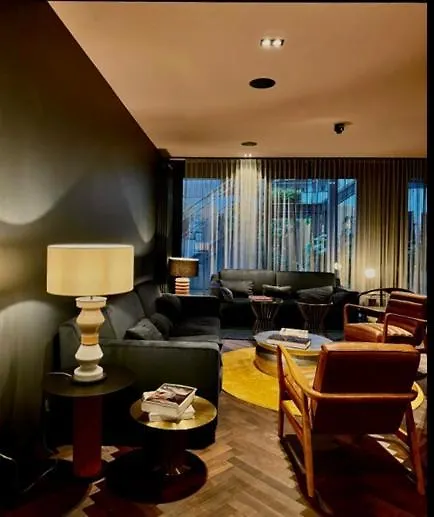 Hotel Amano Duesseldorf