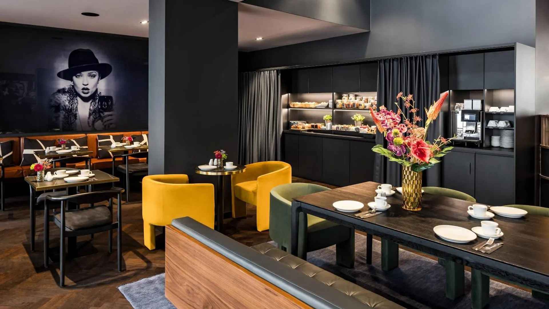 Hotel Amano Duesseldorf