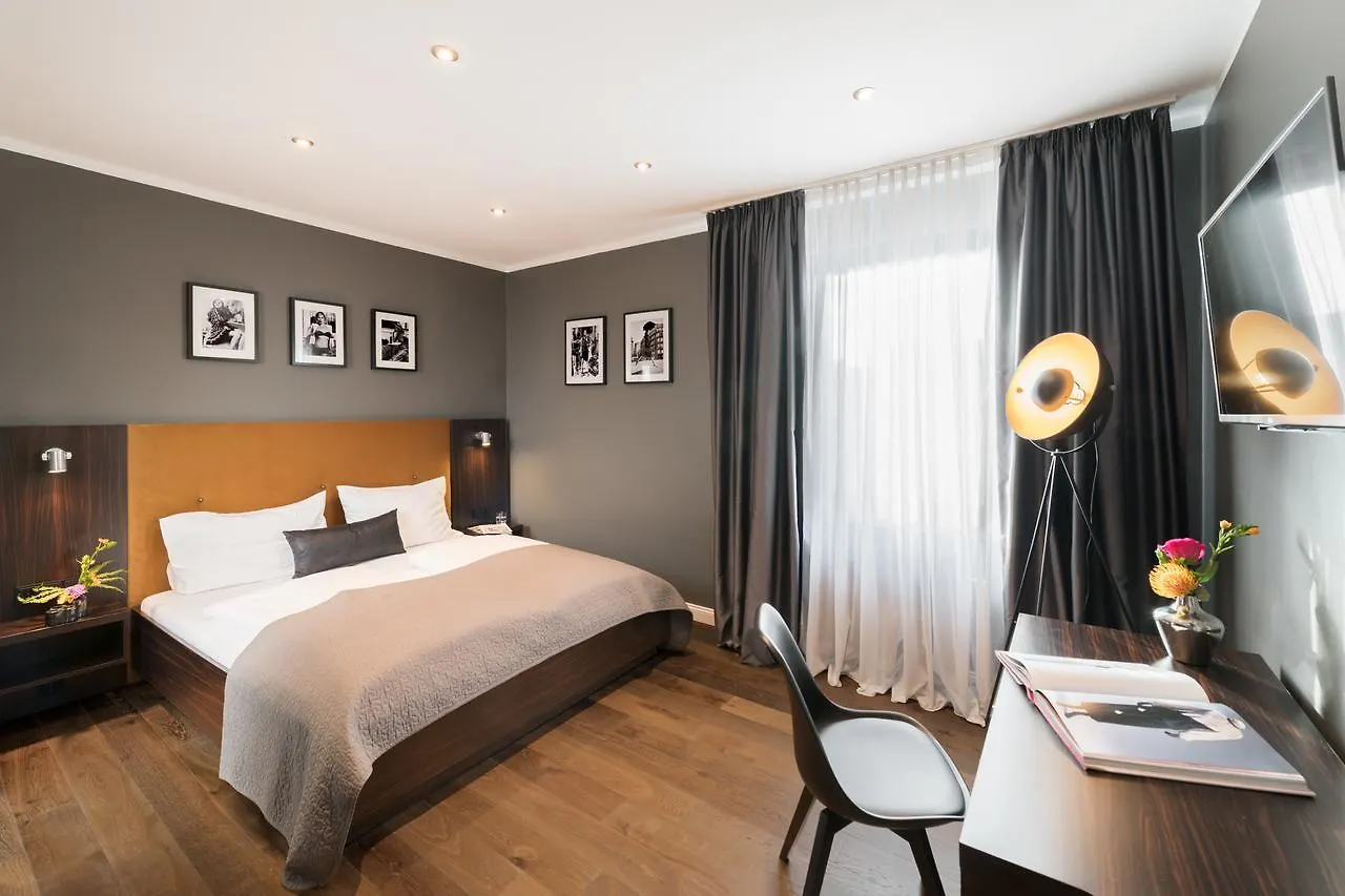 ***  Hotel Amano Duesseldorf Niemcy
