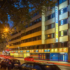 Hotel A&o Hauptbahnhof, Dusseldorf